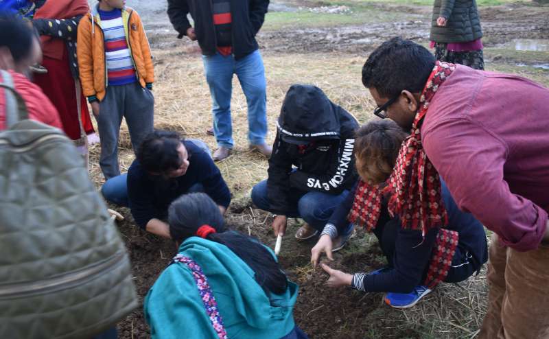 村の生活向上「試験農地」